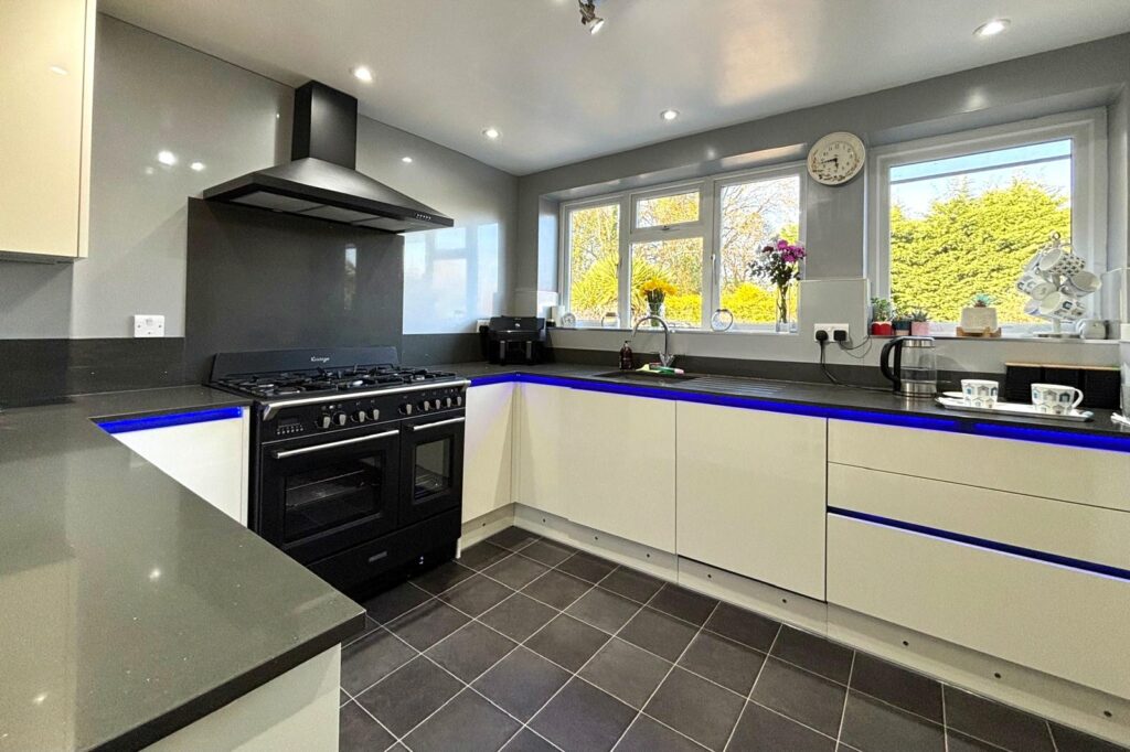 Property Image_4