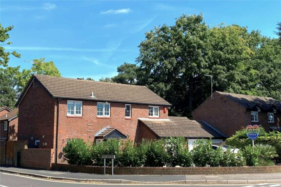 Fleet Road Image