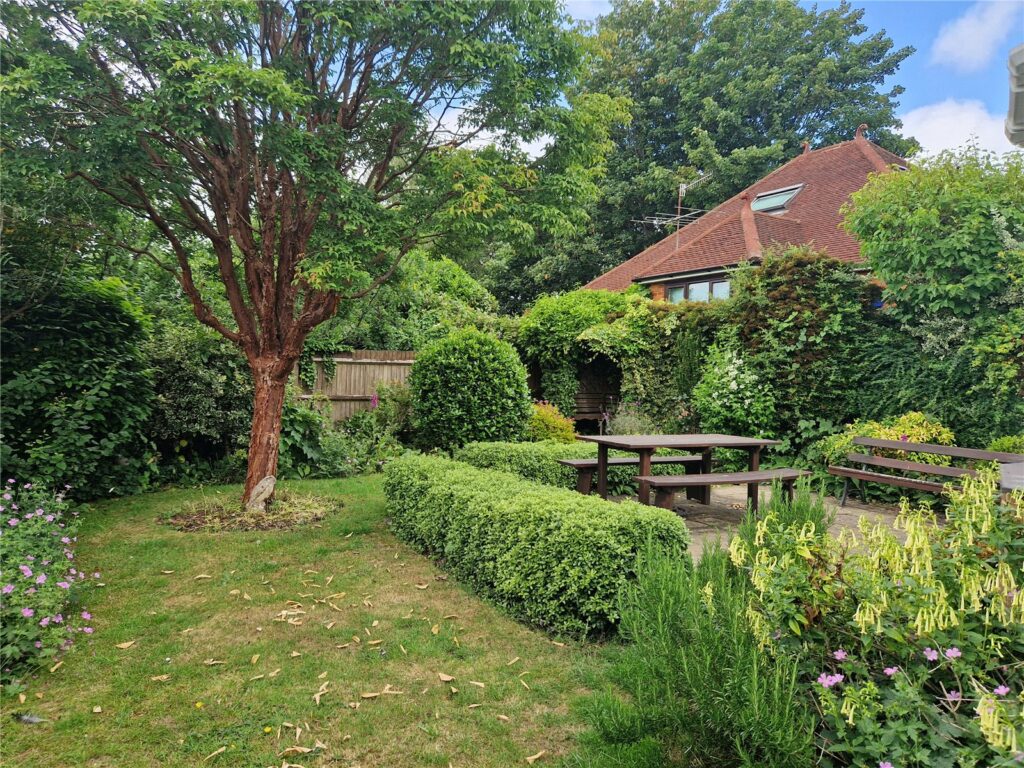 Property Image_11