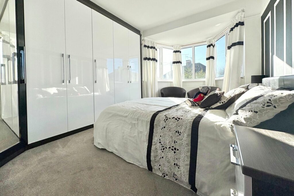 Property Image_11