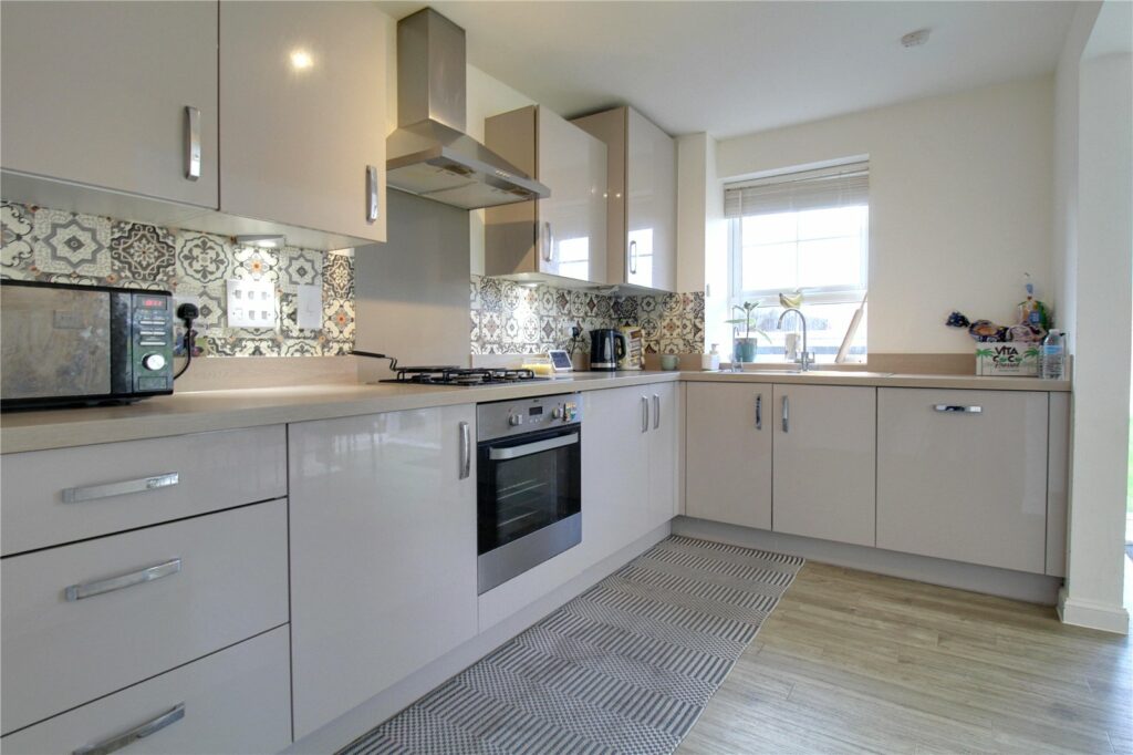 Property Image_11