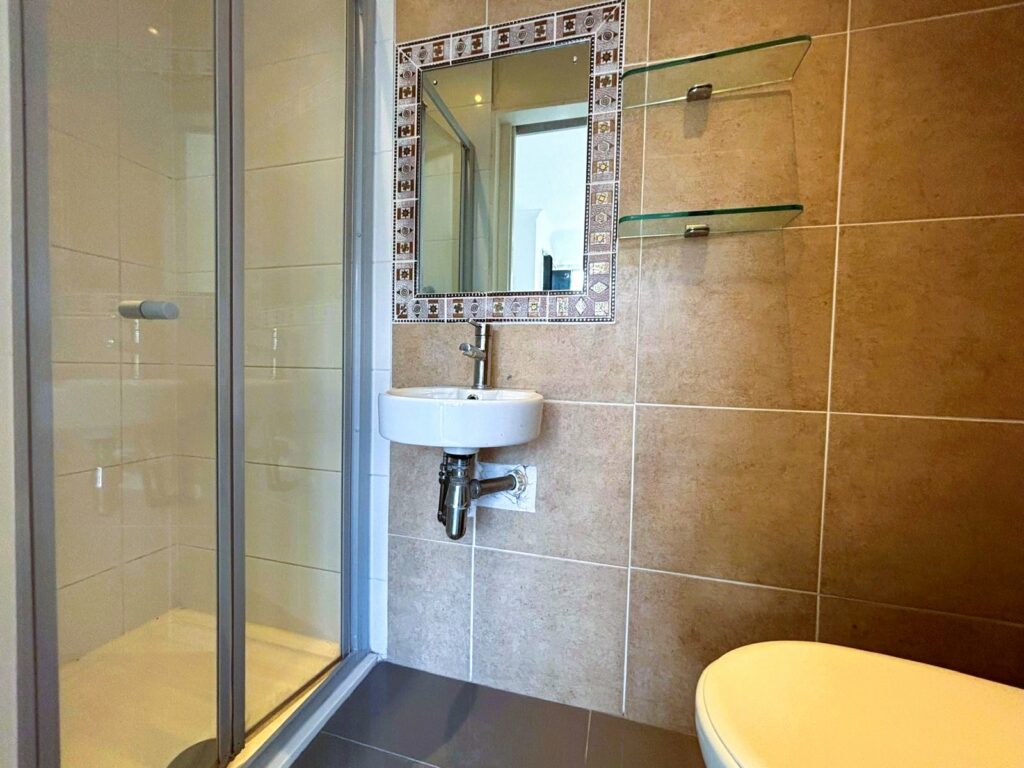 Property Image_12