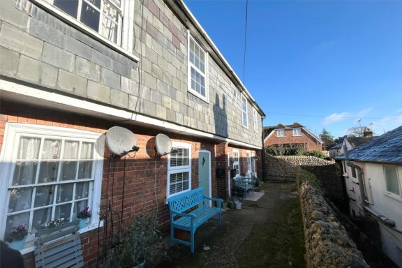 Mead Lane Image