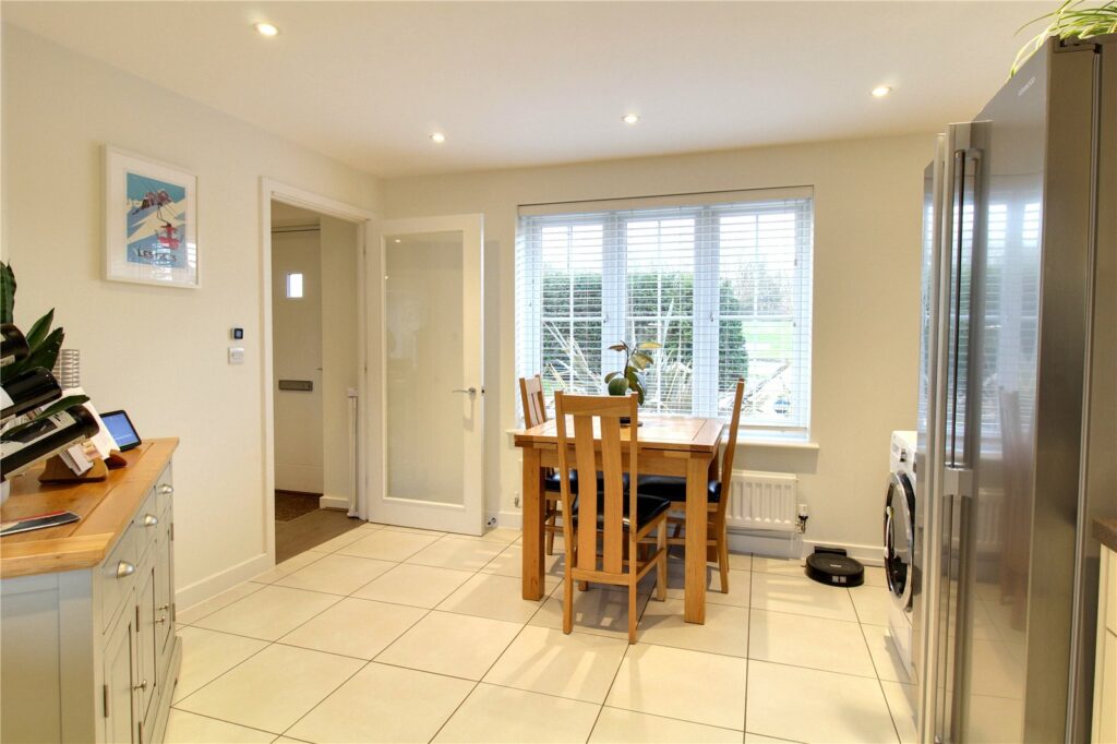 Property Image_11