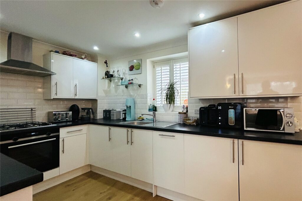 Property Image_11