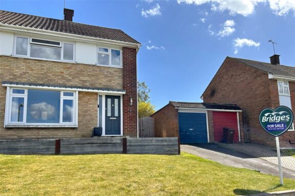 Rowhill Avenue Image