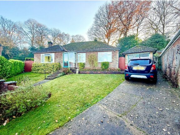 Coach House Close Image