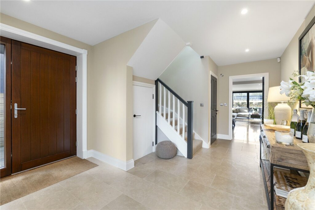 Property Image_18