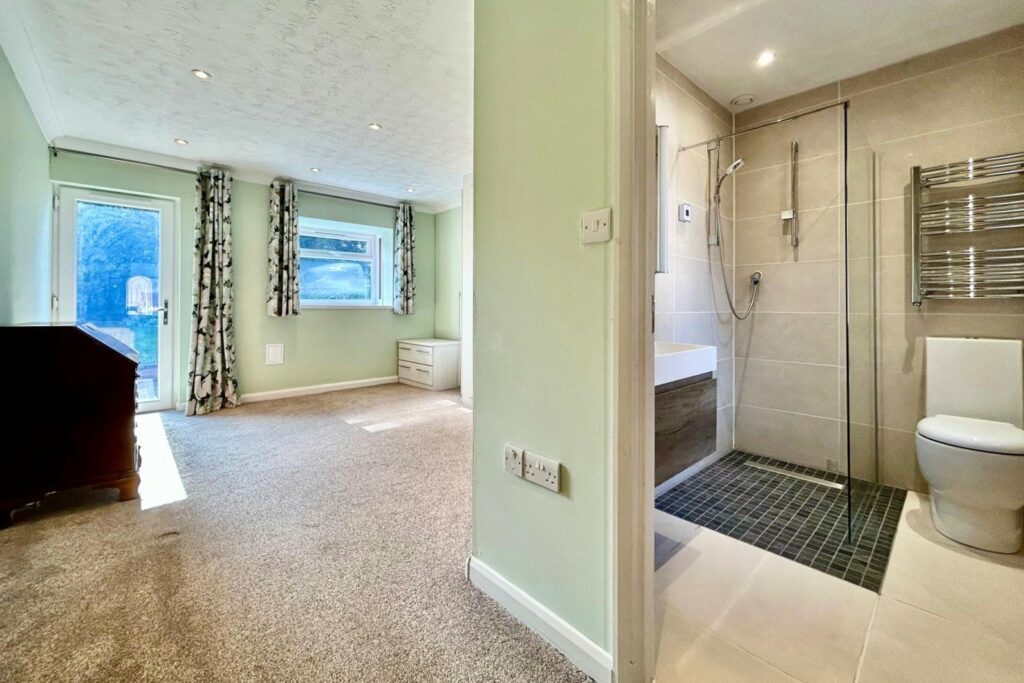 Property Image_4