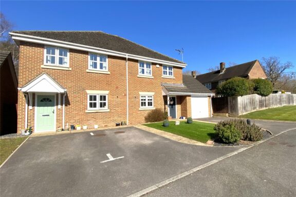 Mountbatten Mews Image