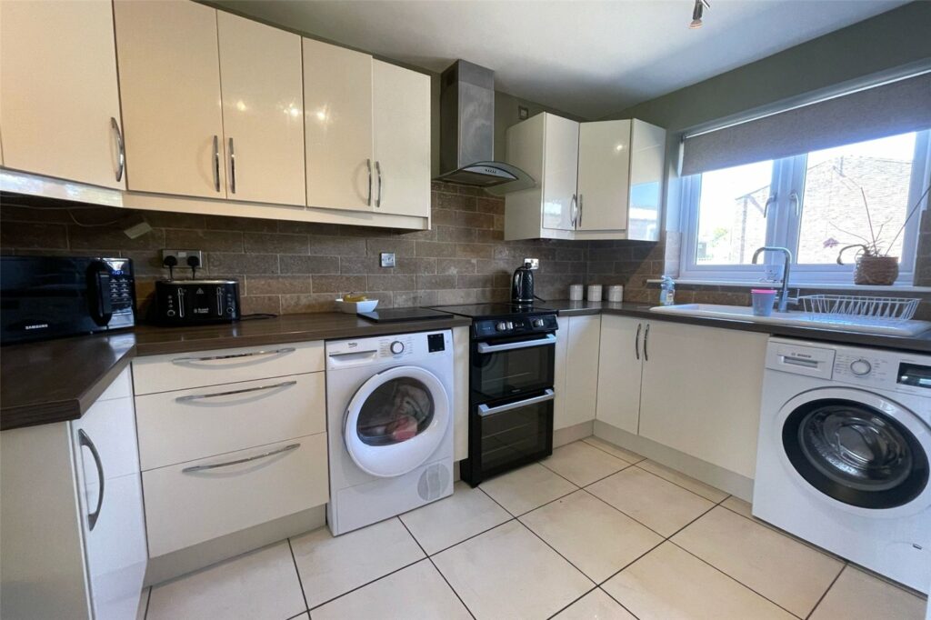 Property Image_11