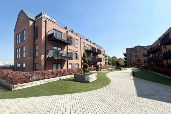 Station Road Image