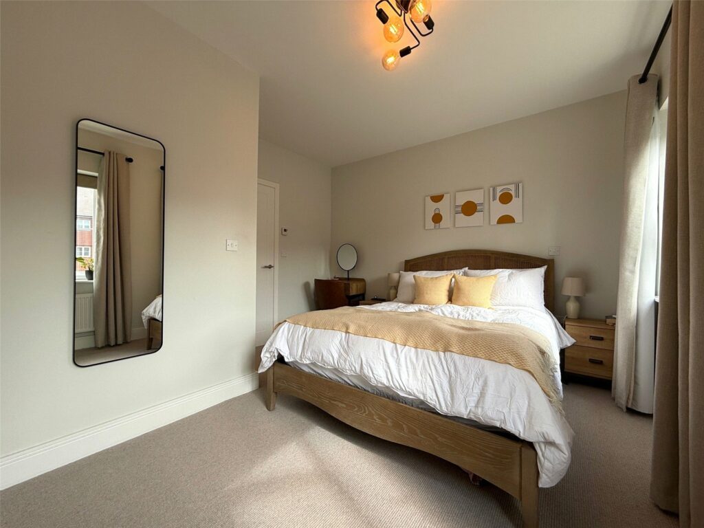 Property Image_11