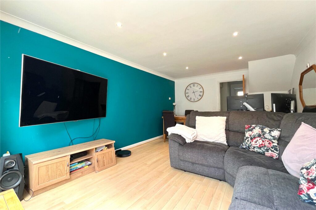 Property Image_11