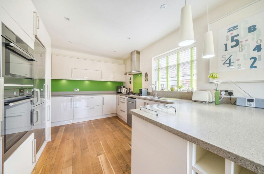 Property Image_25