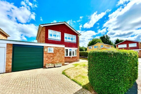 Blythwood Drive Image