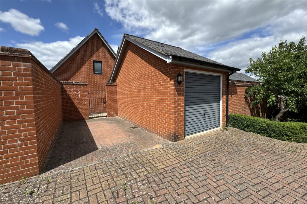 Property Image_11
