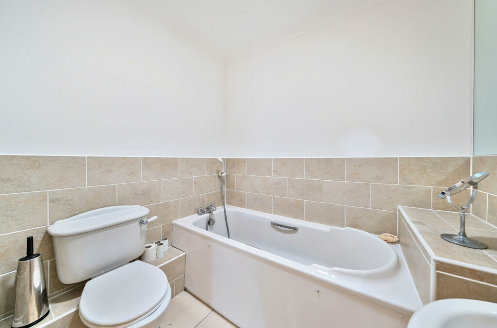 Property Image_16