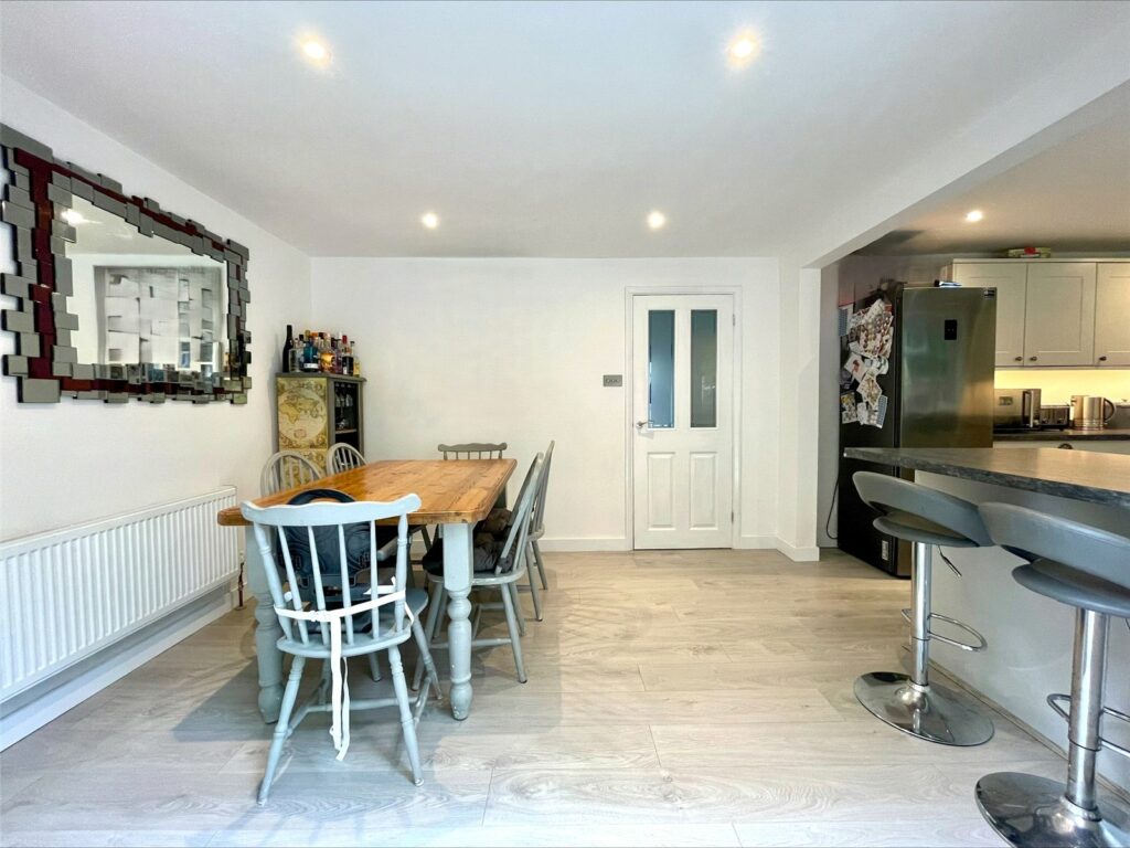 Property Image_11