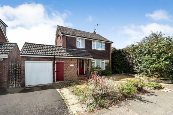 St. Johns Close Image