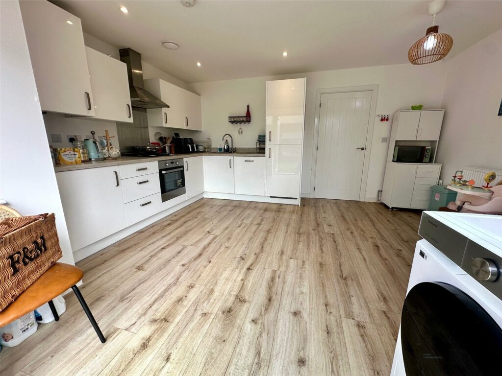 Property Image_12
