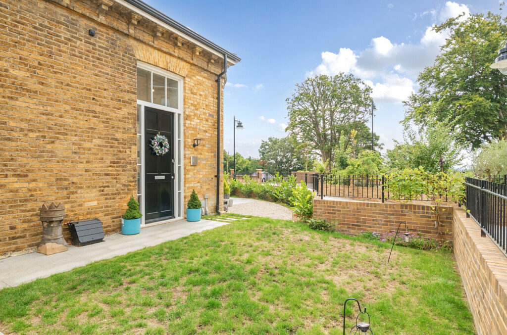 Property Image_11