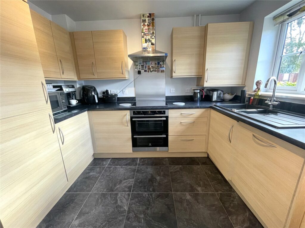 Property Image_11