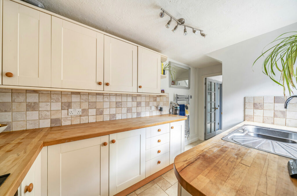 Property Image_11