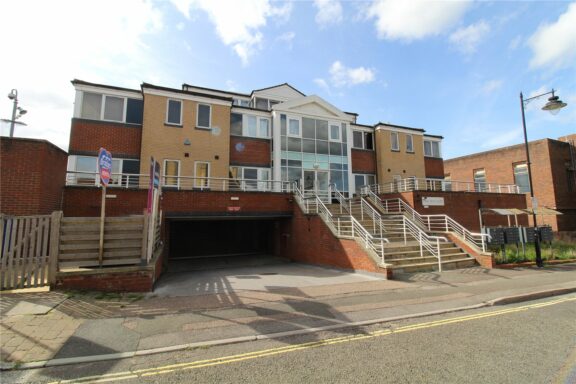 Victoria Street Image