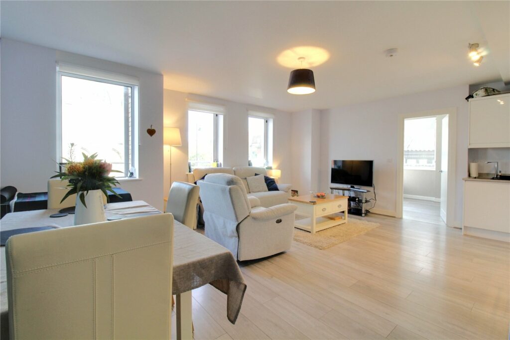 Property Image_11