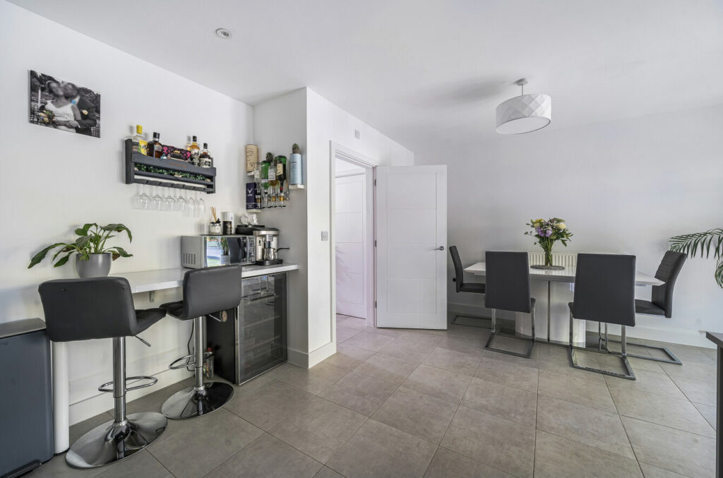 Property Image_16