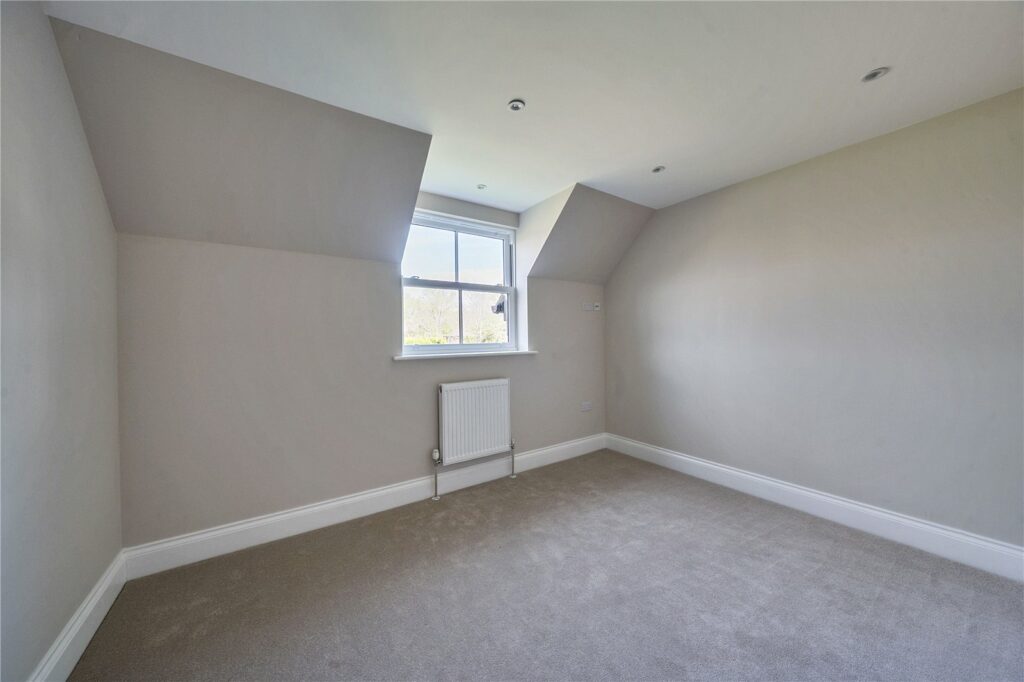 Property Image_11